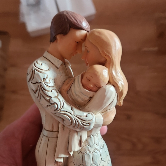 NIB Jim Shore Heartwood Creek Life's Greatest Blessing Figurine - Picture 9 of 9